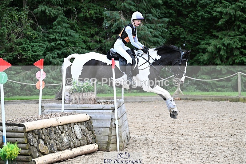 241117-141916-04521 - Cls 3 90-95cm 14.00 to 15.00