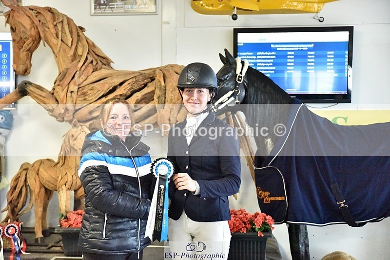 250215-131152-03623 - Medium Silver Presentations