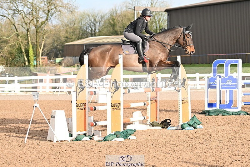 231209A-112544-01633 - Cls 11 Snr 1.05m Open