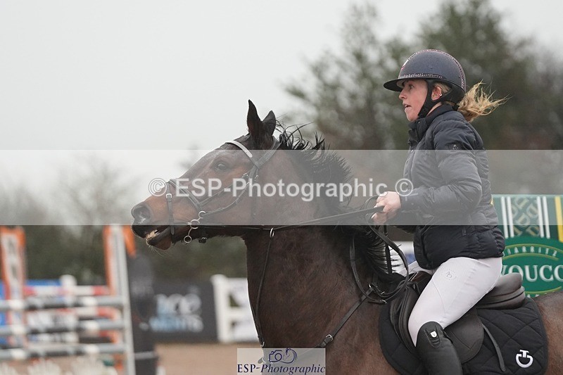 251207-121617-02019 - Cls 20 Snr Newcomers and 1.10m