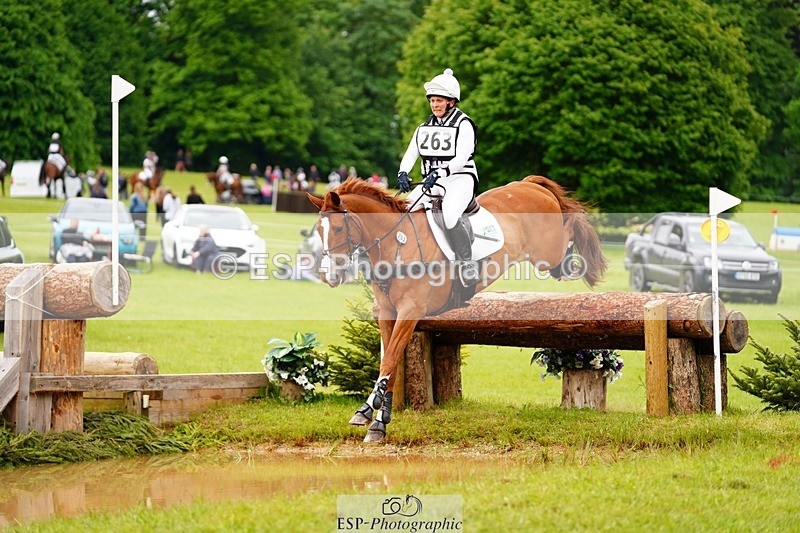 240525-170648-19007 - 263-CHILLI_MORNING_IV-Gemma_Stevens