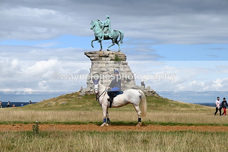 DSC_8942 - Time at Statue 14:33 to 15:10