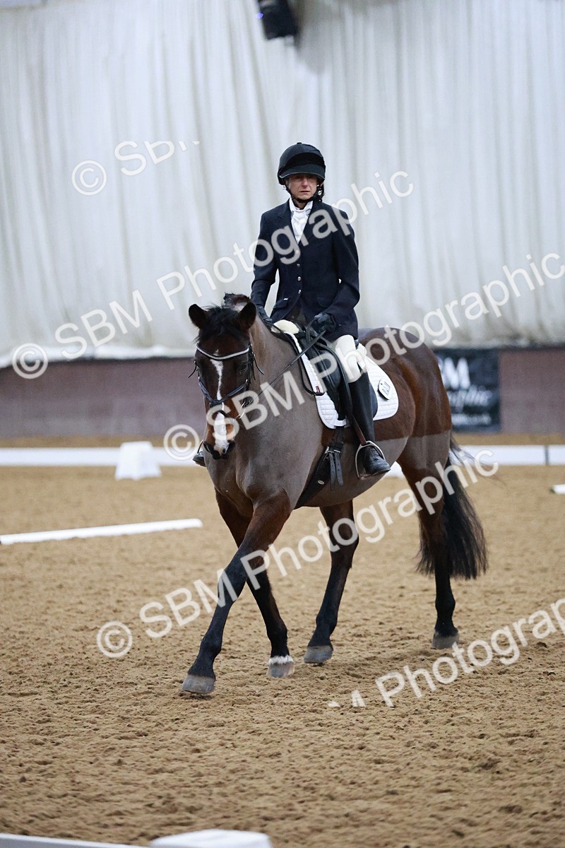 SBM_000515 - Class 7-6 - Novice 3-Novice 2