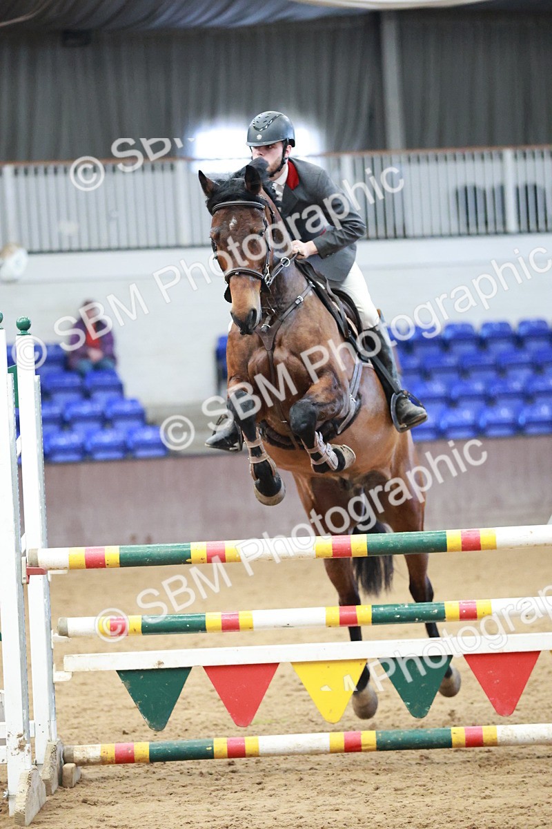 SBM_000670 - Class 4 - Senior Newcomers - 1.10m