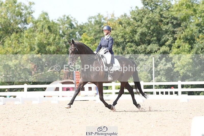 250815-151234-01985 - 017-elaine.scottFlorava