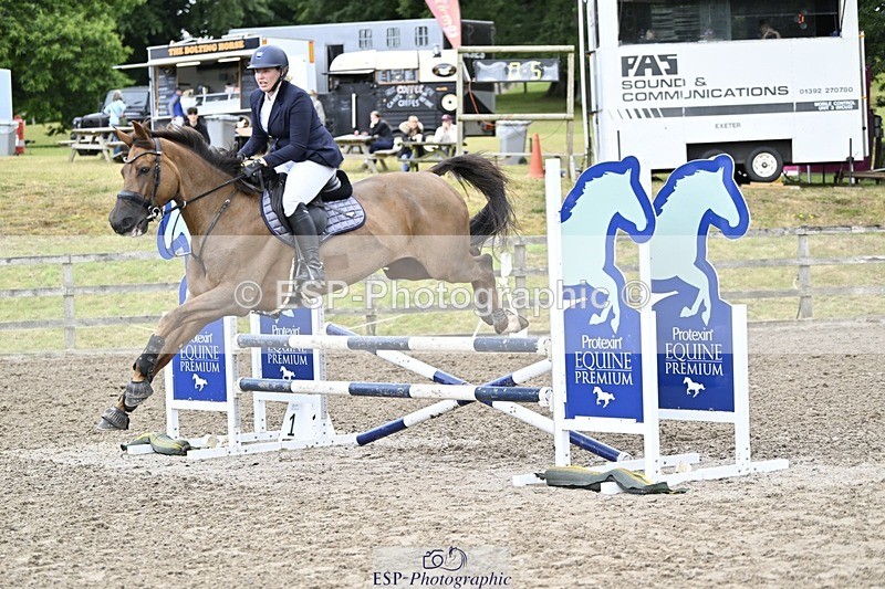 240710-102744-22096 - Cls 106 British Novice and 90cm Open