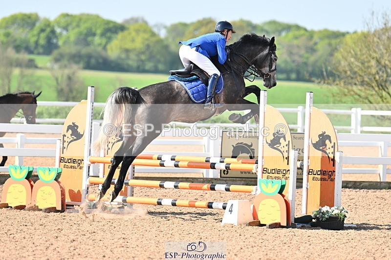 240509A-094804-00242 - Cls 1 British Novice and 90cm Open