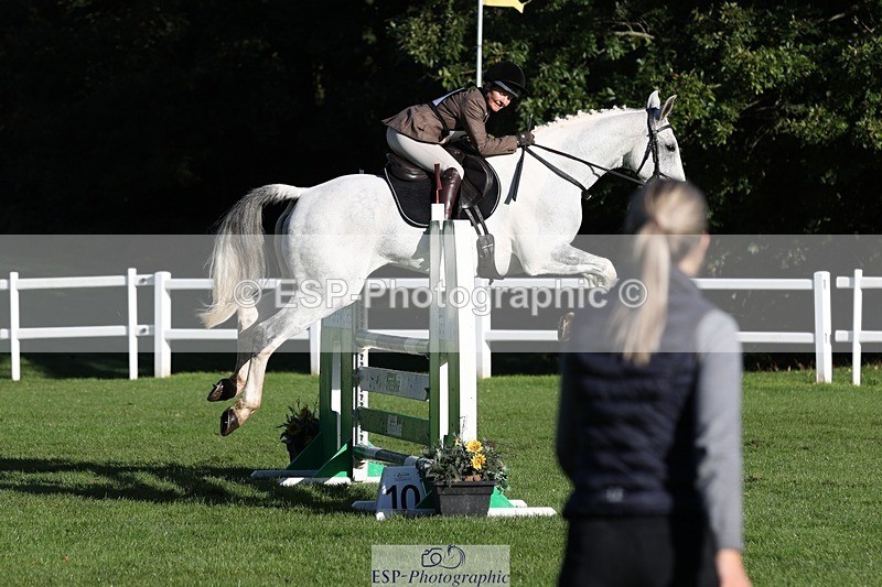 231022-100845-24352 - 618-LORD.PICTON.FREESTYLE-Penny.Corbett-TrotUp+SJ