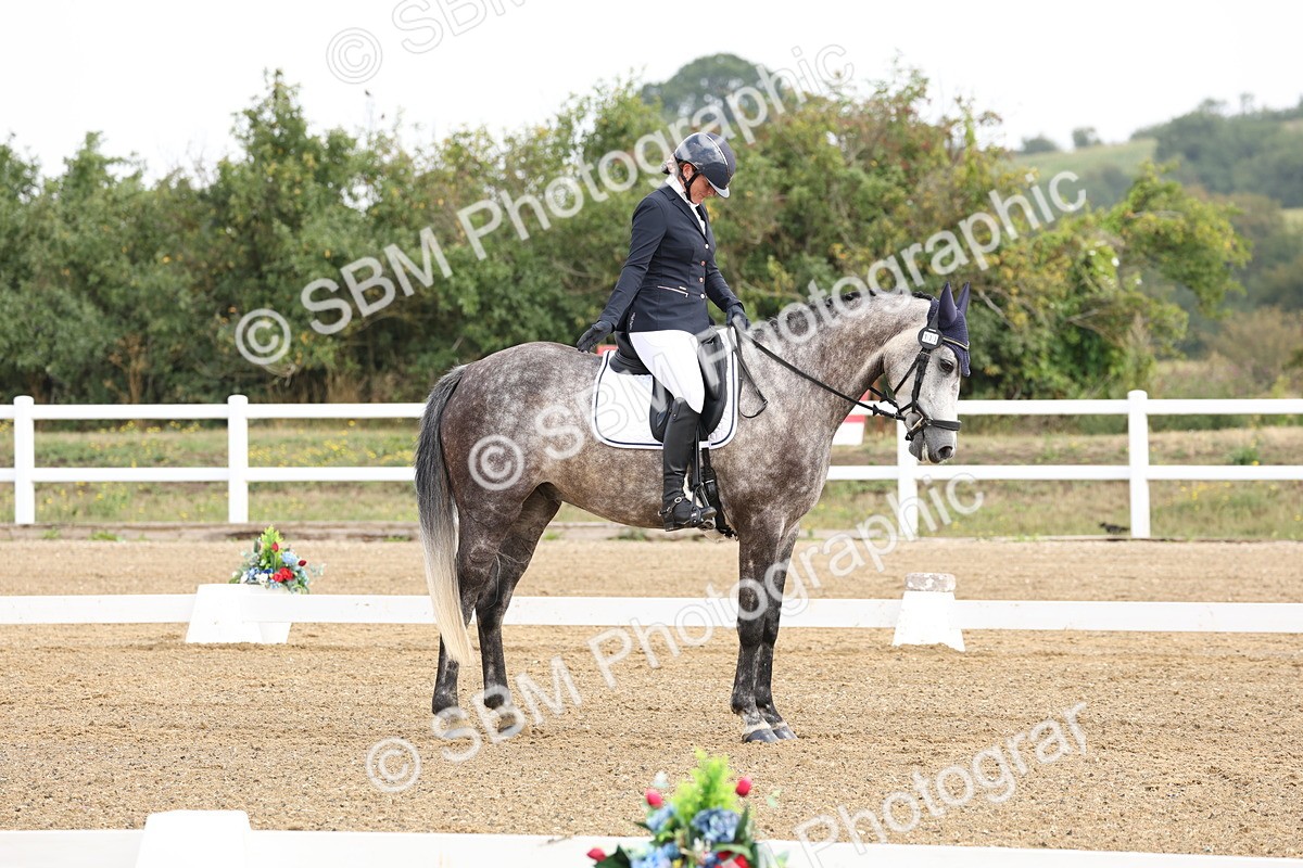 SBM_005537 - Class 6 - Novice 6 - 9.30-10.12