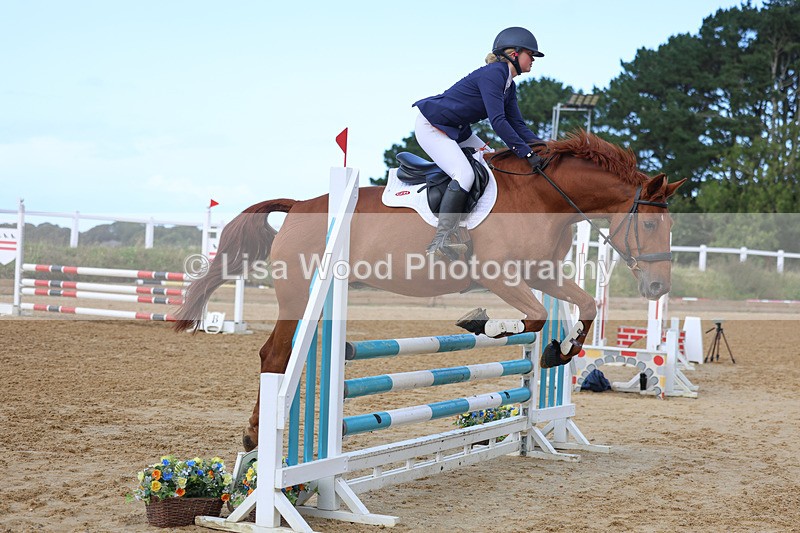 3E7A9068 - Class 9: Senior British Novice/90cm open