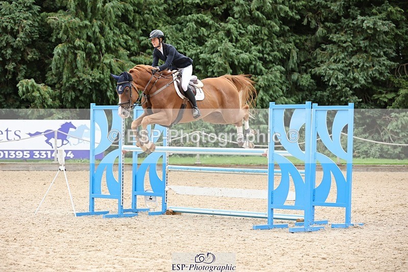 240817-152355-02602 - 06A Snr Fox 1.20m open