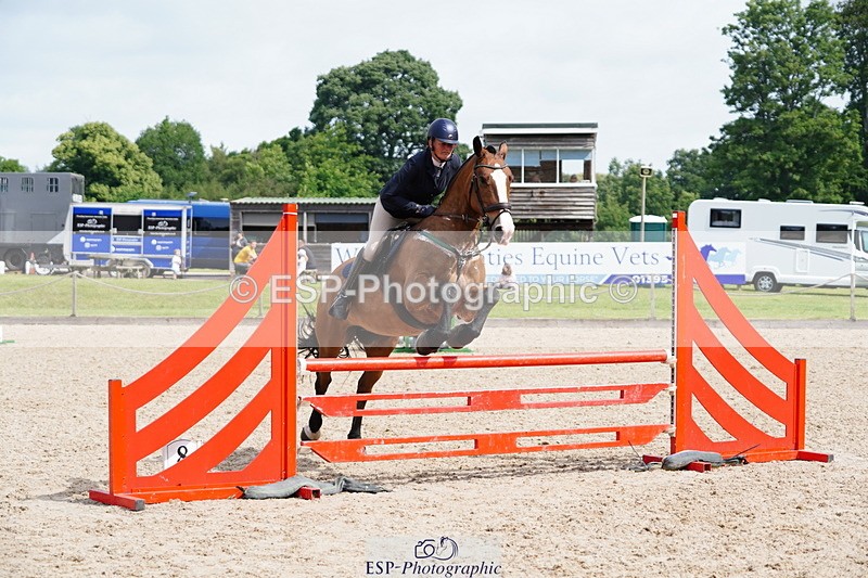 250613A-101116-01220 - Cls 9 85cm Amateur Quali