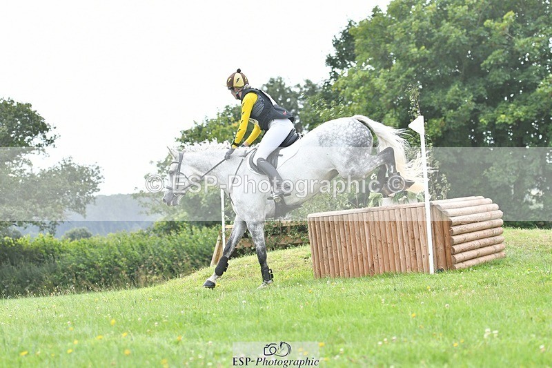 240803-140914-07103 - 213-Rachel_Brown-THE_BARE_NECESSITIES