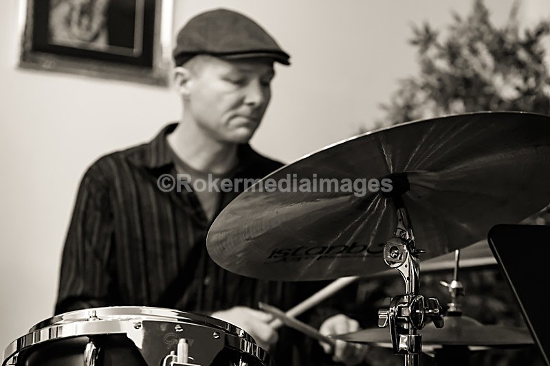 _56A6320 - Art Themen and friends at The Royal Oak Swindon