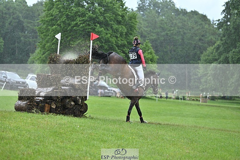 240526-134121-23022 - 539-PURE_TRENDSETTER-Ellie_Fredericks