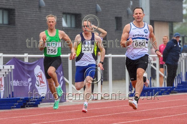 ComMast25-920056 - Track Male Set One