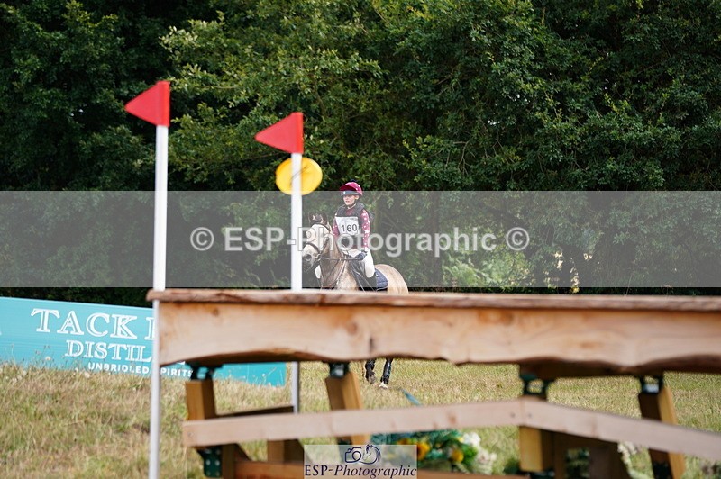 250802A-145650-05557 - D-160-Ellie.Smart-DEOIRIN.FEAR.BUI