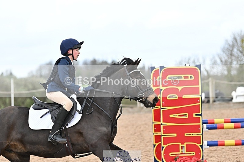 250414-112532-00516 - 90cm Round 1