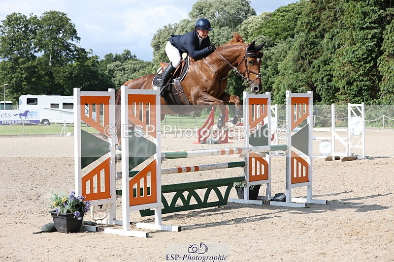 250614A-163616-08351 - Cls 30 1.05m Amateur Q and Open