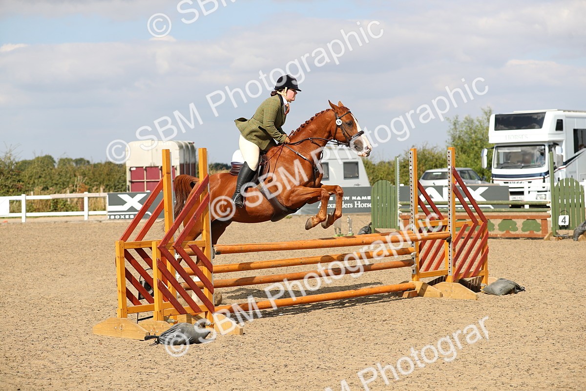 SBM_06893 - Class 49a Style & Performance 80cm (15-19)