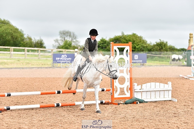 240528A-145540-00053 - 40 & 50cm