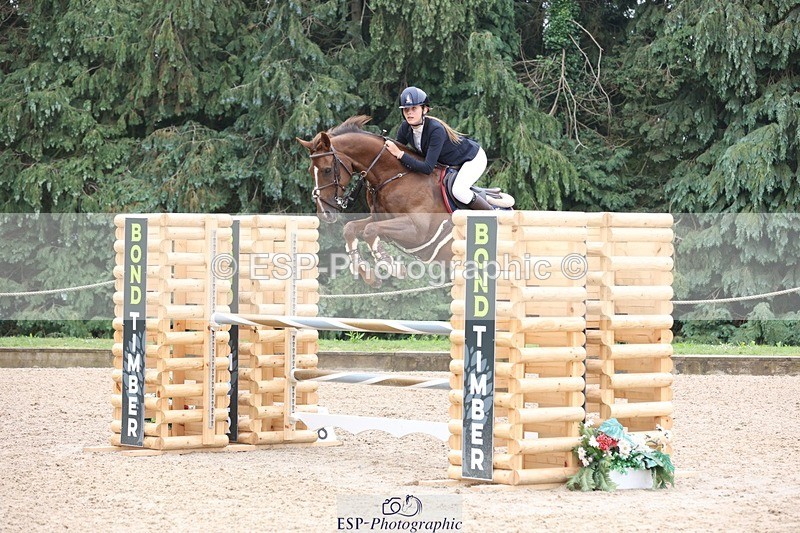 230618-100004-09879 - Cls 19 Pony Intro 1m