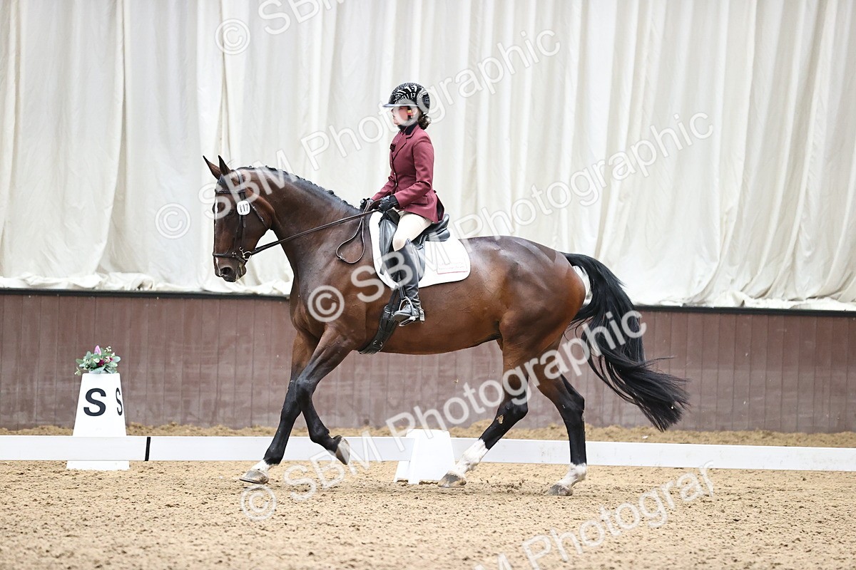 SBM_001404 - Novice 4 - 11.15-13.22