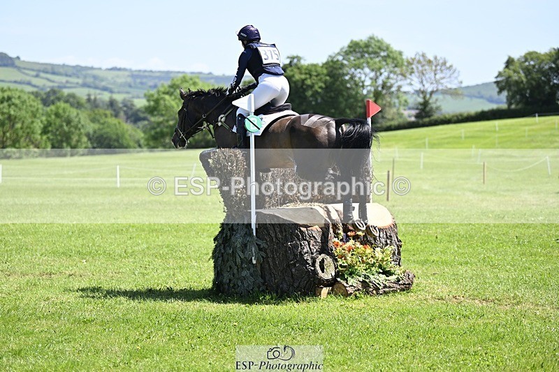 240525-122543-13252 - 375-DASSETT_ARTHALENT-Piggy_March