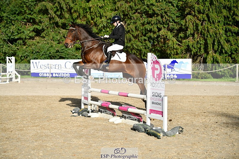 251004A-163035-02092 - Classes 10 & 11 80cm