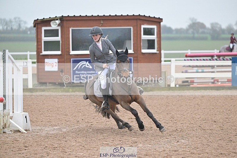 251116-104734-01175 - Cls 4 Pony British Novice and 80cm Open