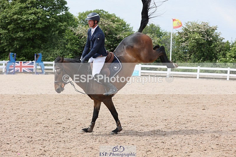 250523-120915-01199 - Cls 09 A&B  Snr Disc & 1.00m Open