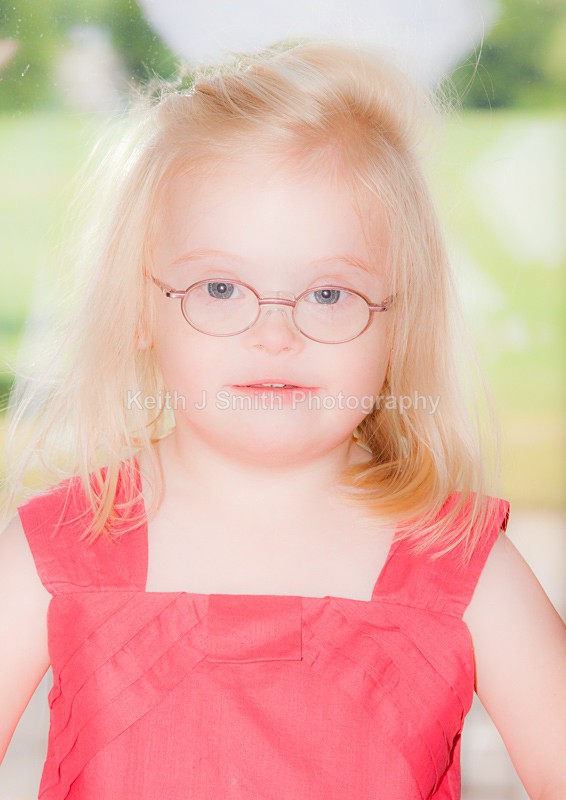 1SKJ5719 - Tina with Macy