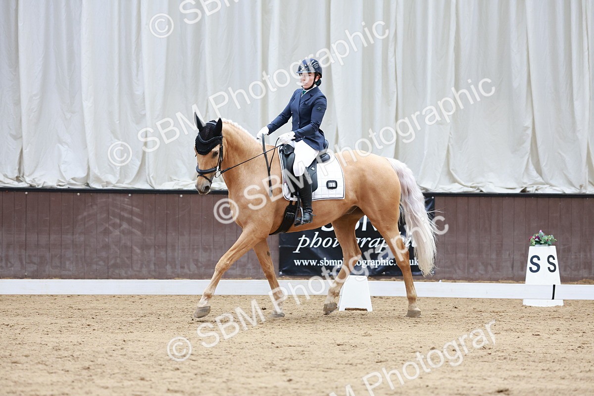 SBM_008729 - Class 6b - Novice 6 - 11.02-12.19