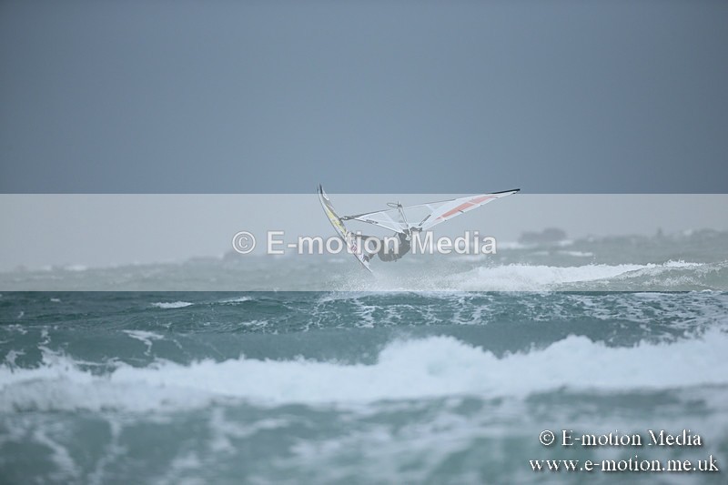 WS 030413-63 - Windsurfing