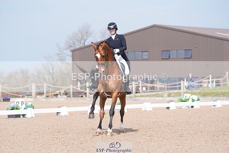 250404-120342-05578 - 010-Jessie.Kirby-As.Well.de.la.Roche.CMF