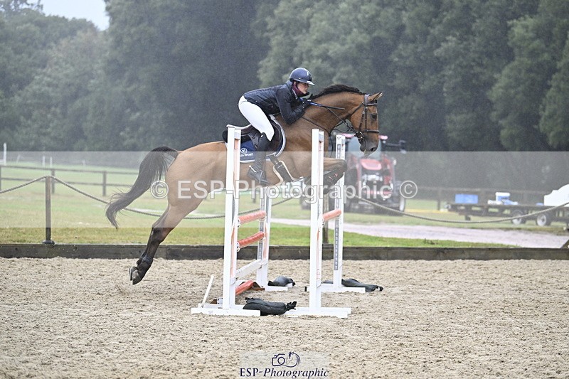 250830A-170114-08104 - Cls 24 Snr Discovery and 1m Open