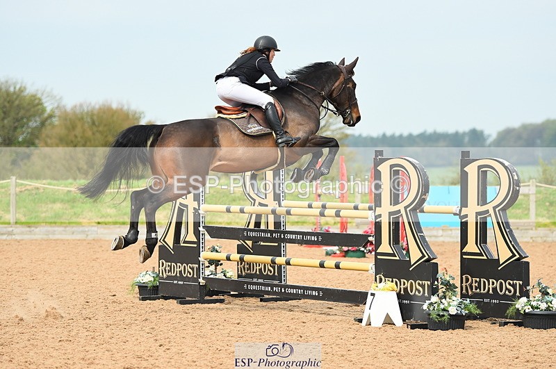 230504A-102510-00610 - Cls 8 Snr Foxhunter