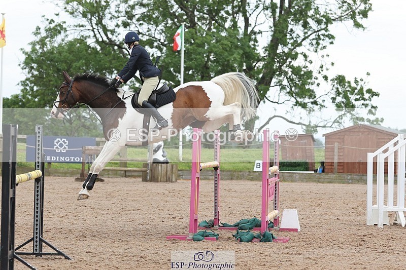 250524-100538-04042 - Cls 13  A&B 1.05m & 1.10m open