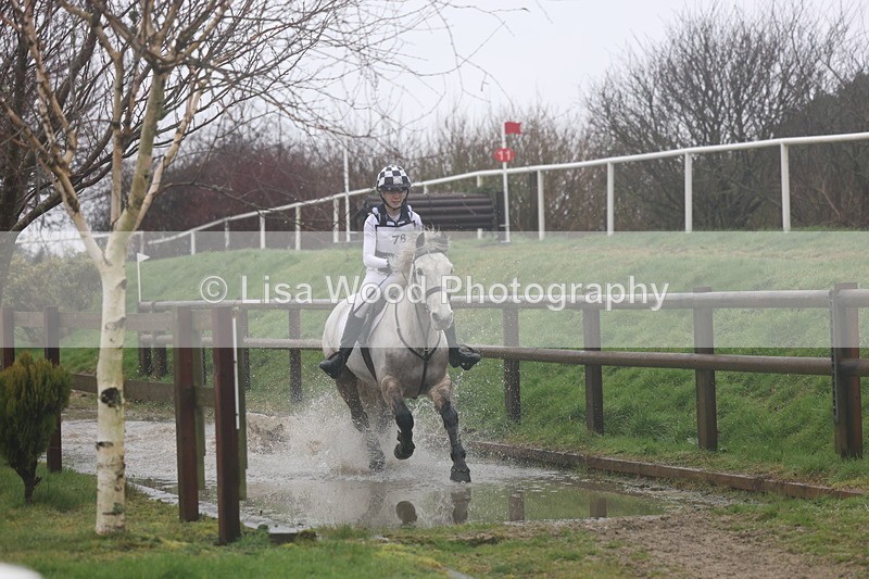 3E7A7528 - Class 2: 80cm Part 2