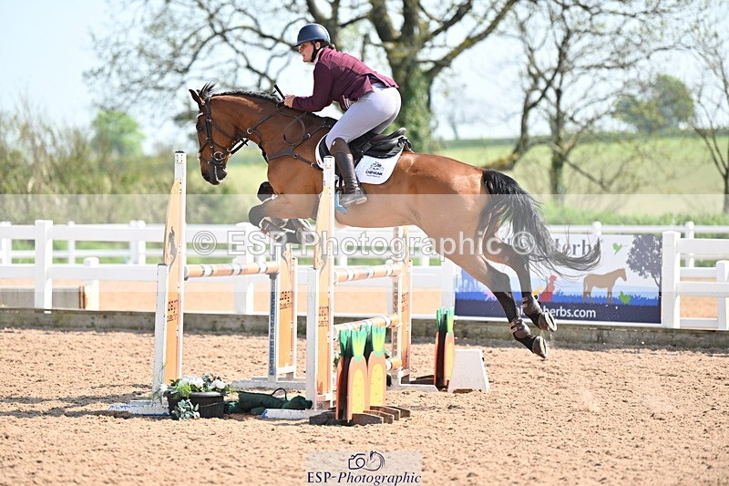 240509A-153041-03045 - Cls 5 1.05m National Am Quali