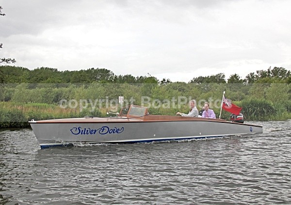 090704 SILVER DOVE IMG_7930 - HENLEY REGATTA  SATURDAY 4th JULY 2009