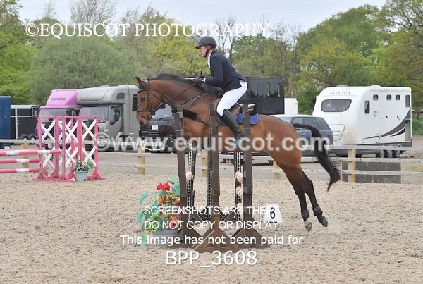 BPP_3608 - CLASS 4 - FRI - Senior BritiNovice/ 90cm Open
