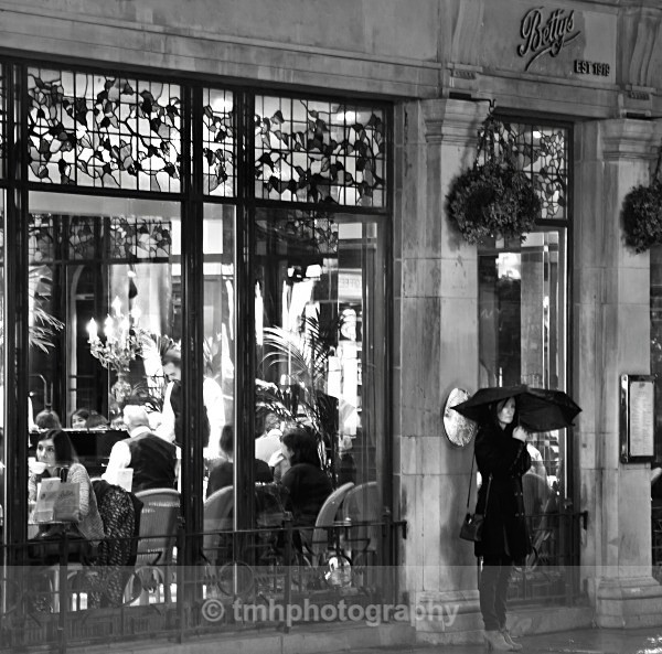Being Stood Up. - Monochrome Photograph's