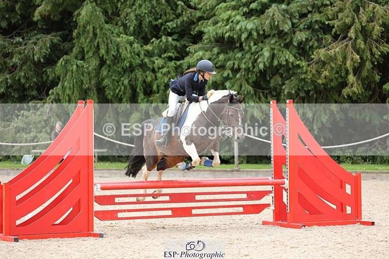 240615-160405-02185 - Cls 9&10 Club and Schools 70cm