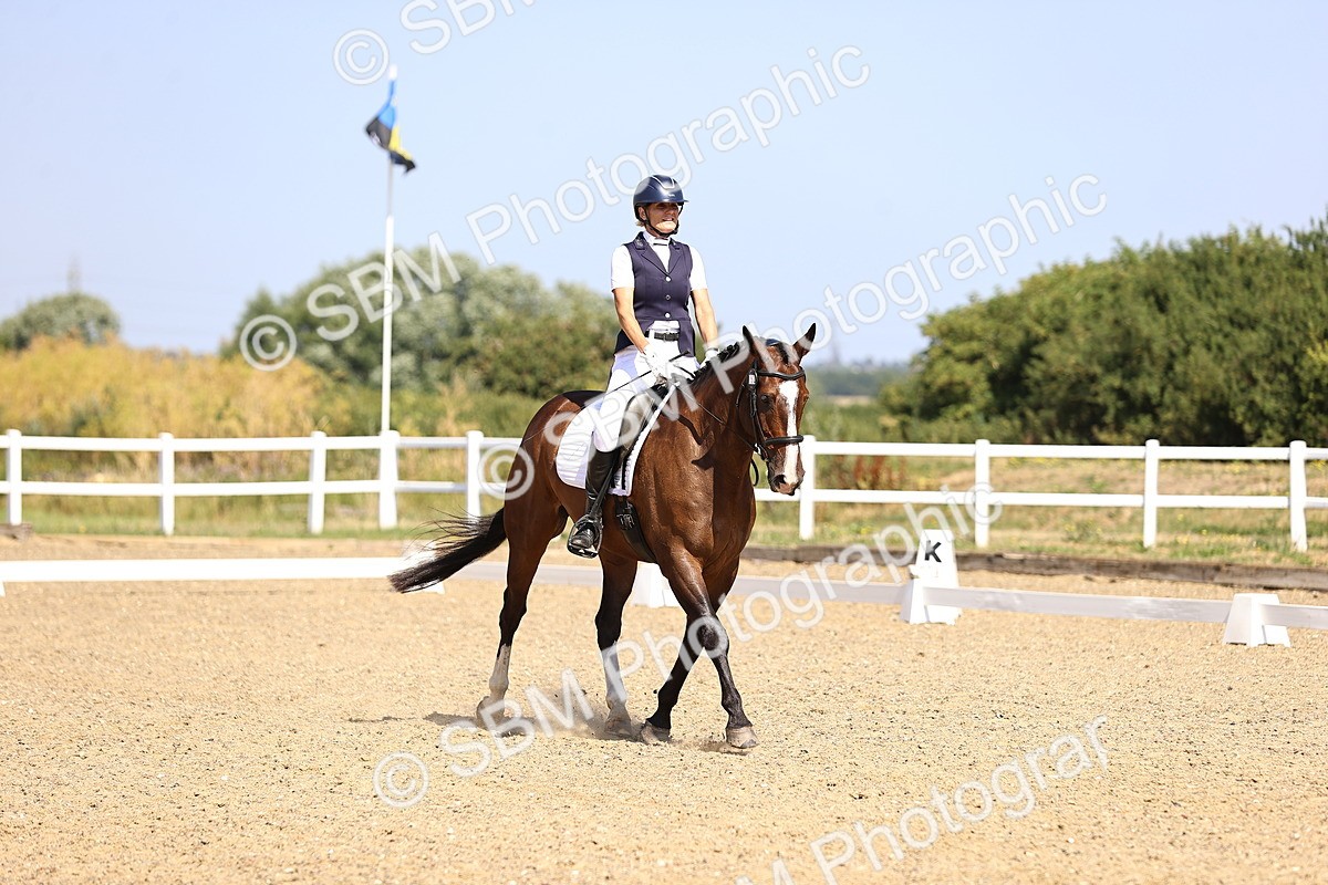 SBM_009365 - Novice 5 - 9.50-10.53