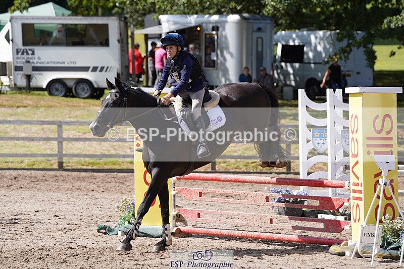 240824X-132744-27745 - 80cm Round 1 13.00 to 14.00