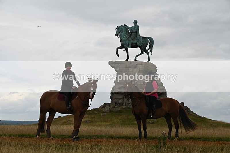 DSC_7444 - Time at Statue 13:16 to 13:52