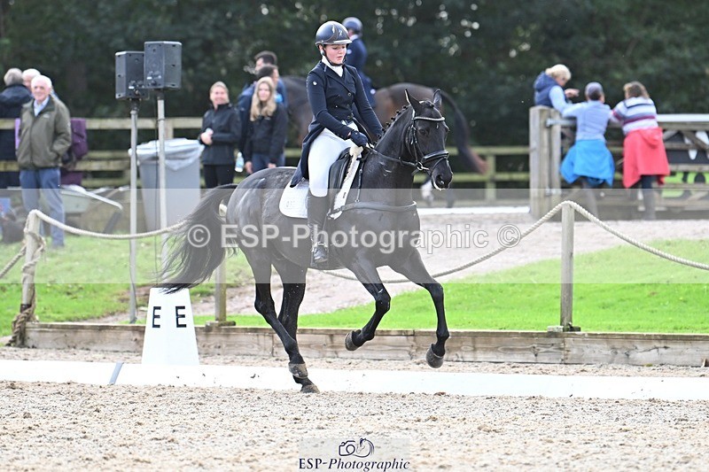 231019-143240-04211 - 053-WISHING.TIME-Holly.Law-DR