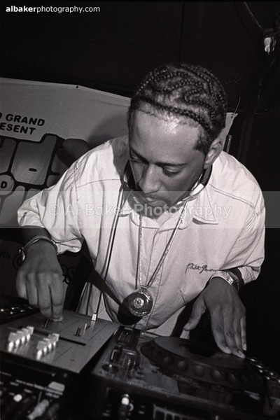 14 madlib - Friends-&-Family @ the-roadhouse 07.02.04