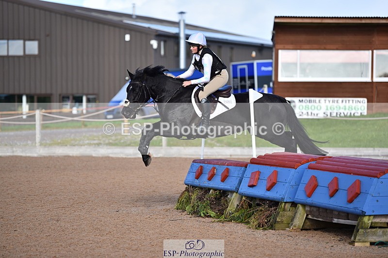 231105A-105328-00454 - 70cm